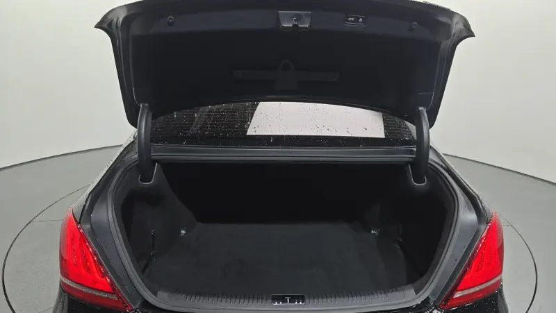 Genesis EQ900