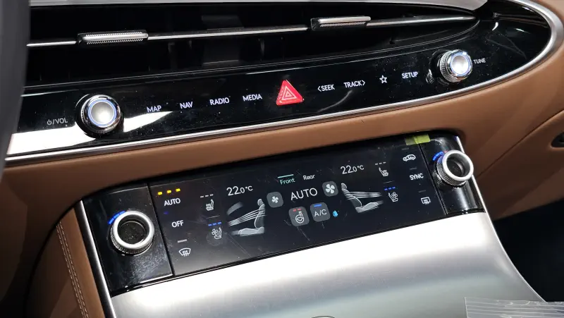 Купить Genesis GV70 Seoul из Кореи