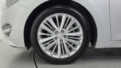 Hyundai Aslan