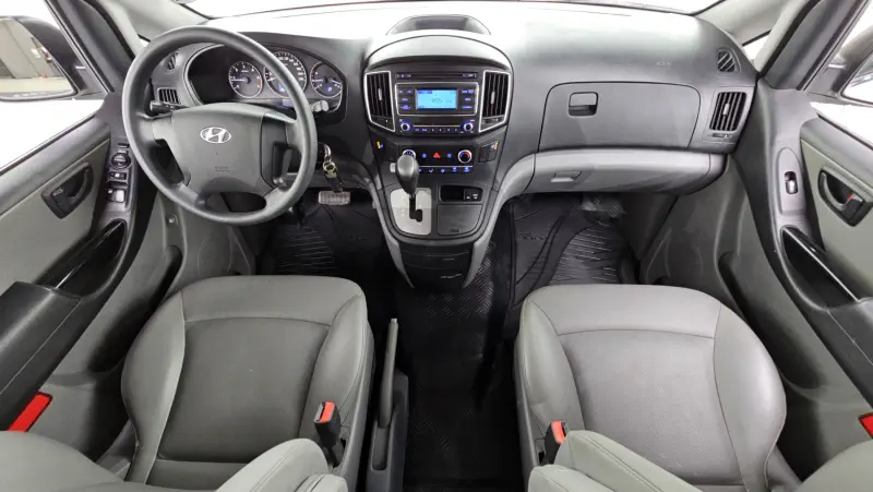 Hyundai Grand Starex