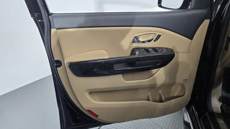 Купить Kia Carnival Gyeonggi из Кореи