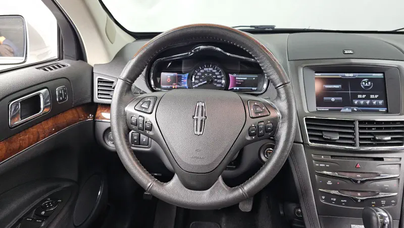 Lincoln MKT