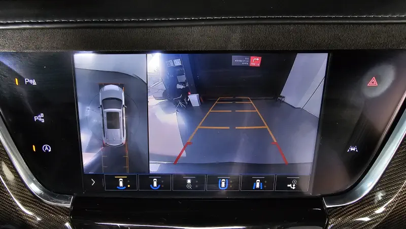 Cadillac XT6