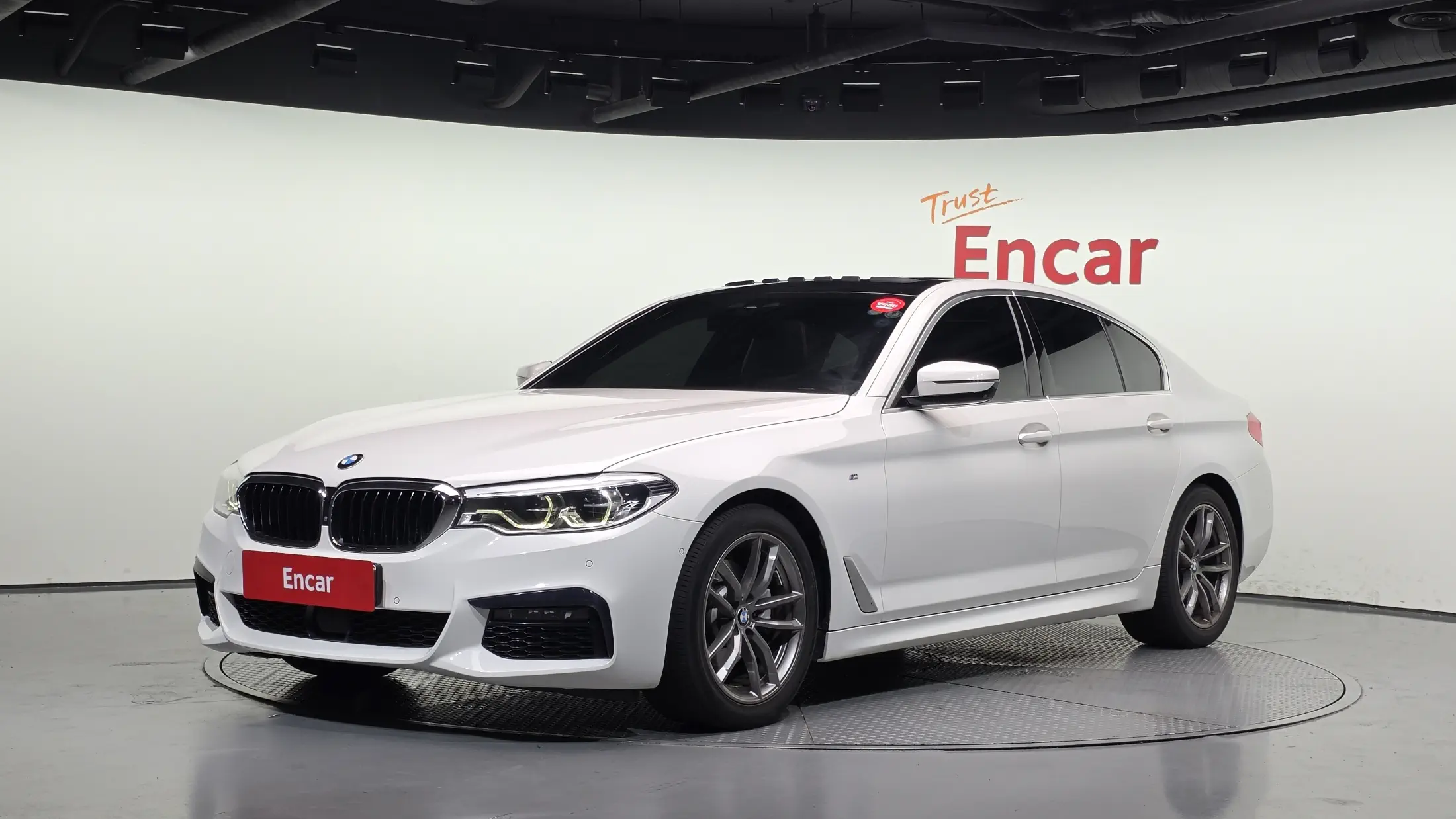 BMW 5-Series 2019