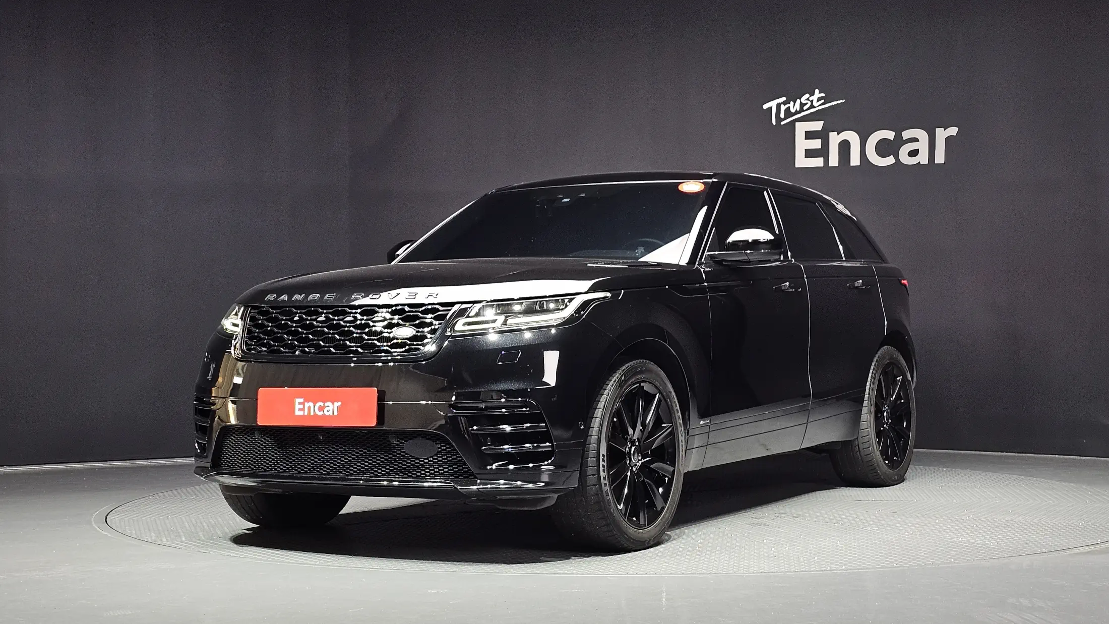 Land Rover Range Rover Velar 2018