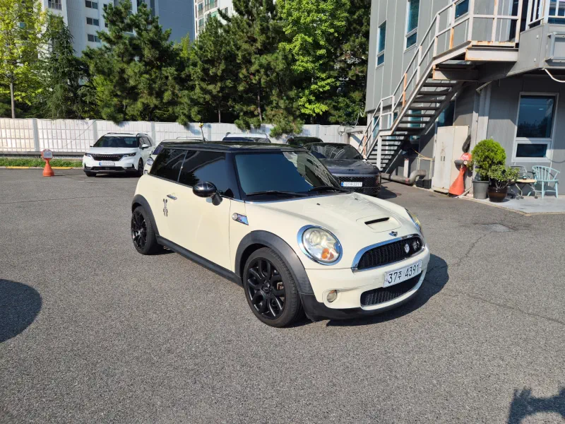MINI Hatch