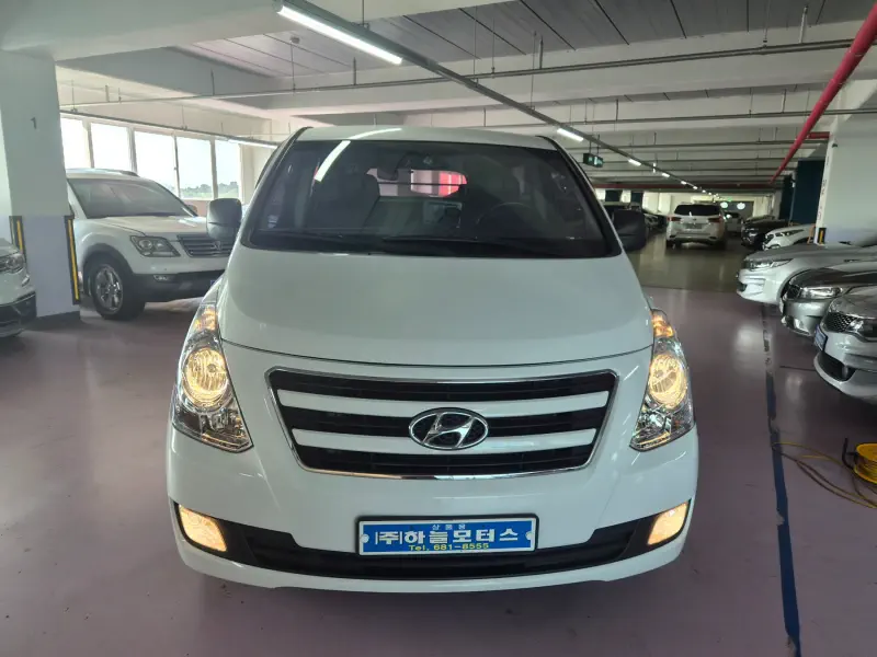 Hyundai Grand Starex