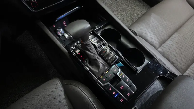 Kia K7
