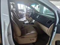 Купить Kia Carnival Gwangju из Кореи, превью 14