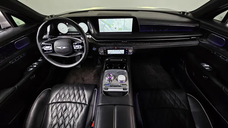 Genesis G90