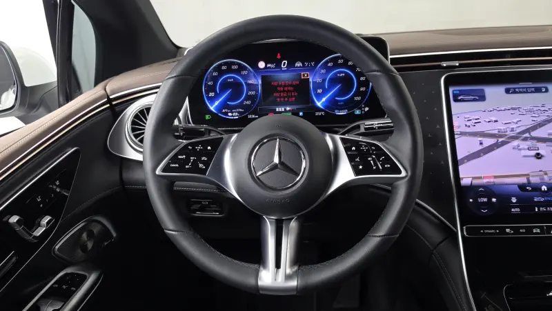 Mercedes-Benz EQE