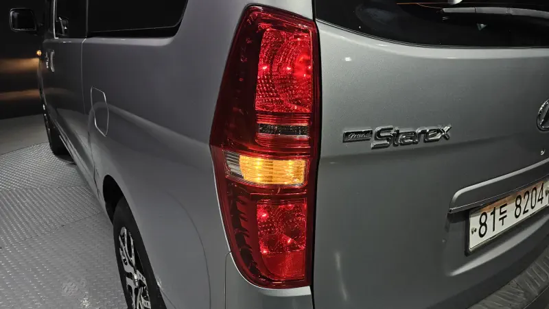 Hyundai Grand Starex