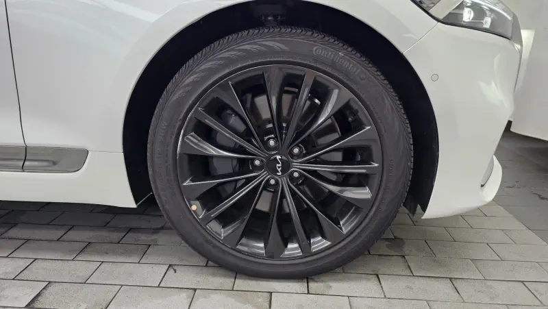 Kia K9