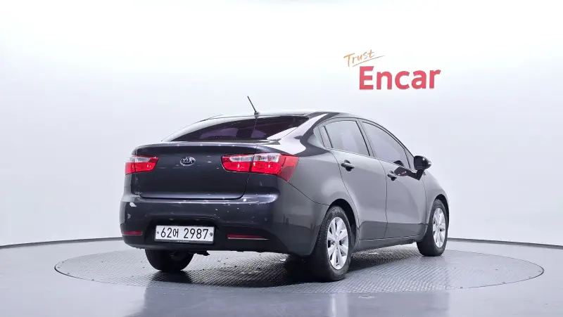Kia pride