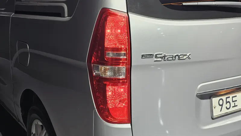 Hyundai Grand Starex