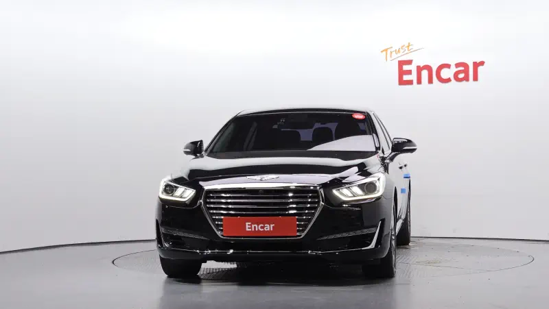 Genesis EQ900