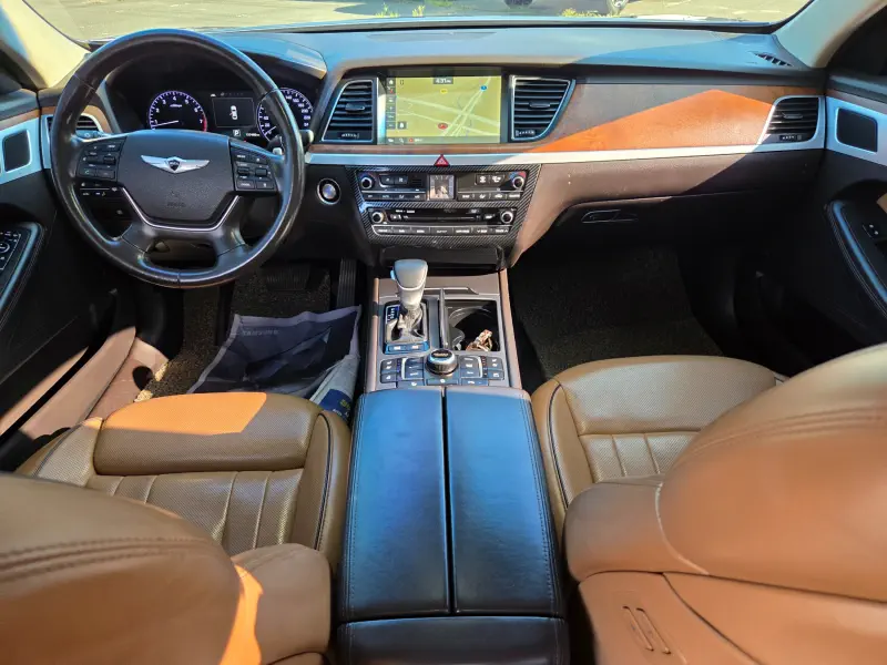 Hyundai Genesis