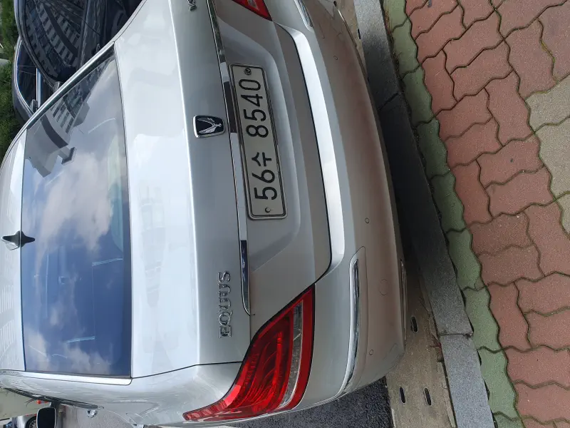 Hyundai Equus
