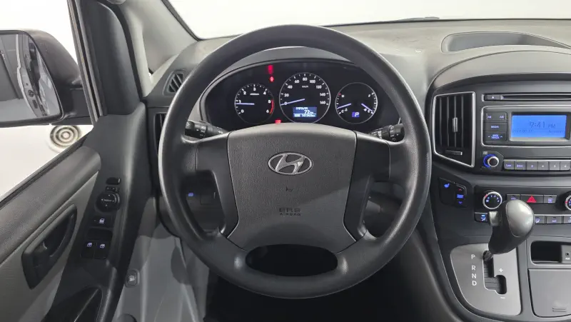 Hyundai Grand Starex