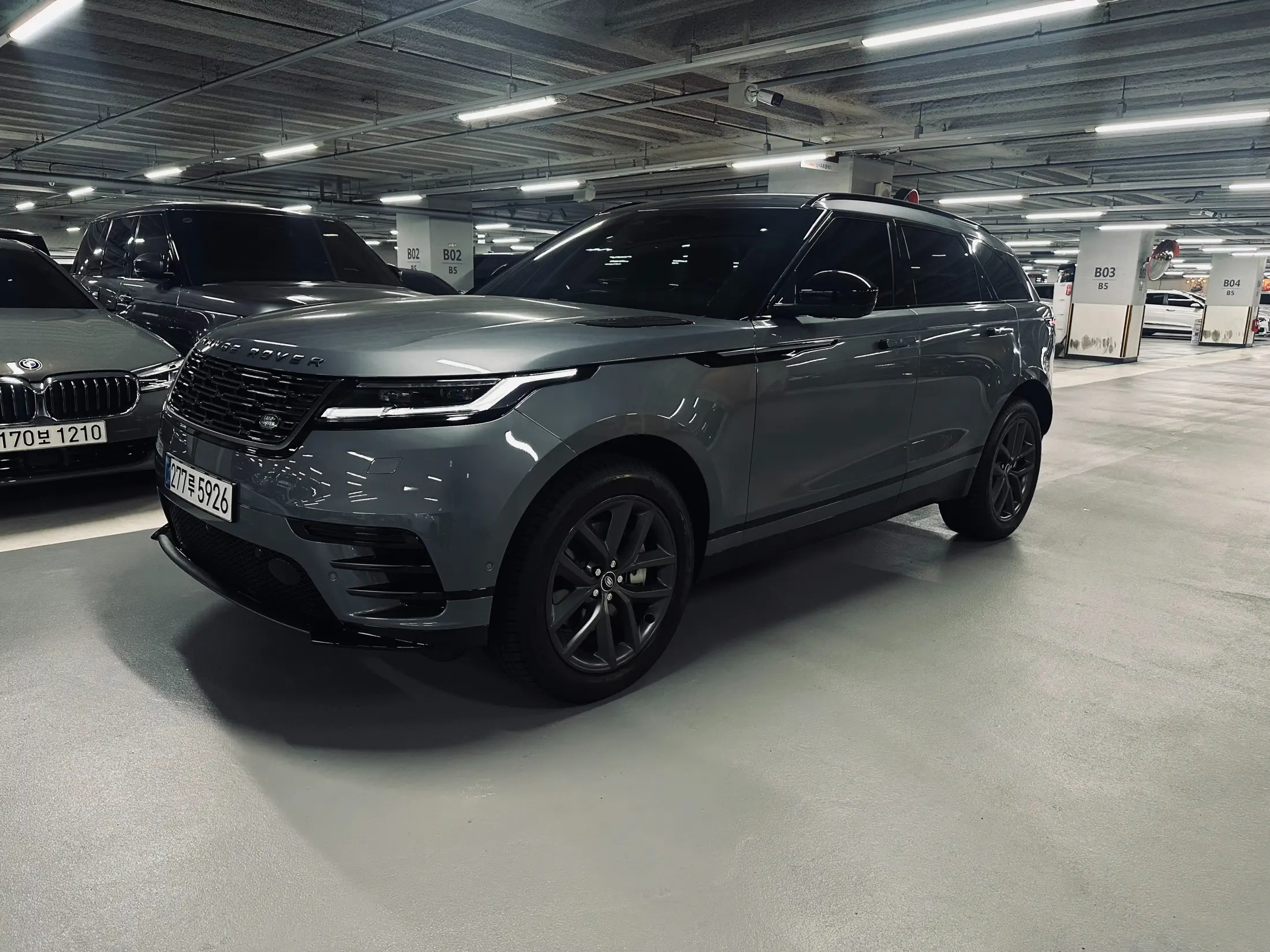 Land Rover Range Rover Velar 2025