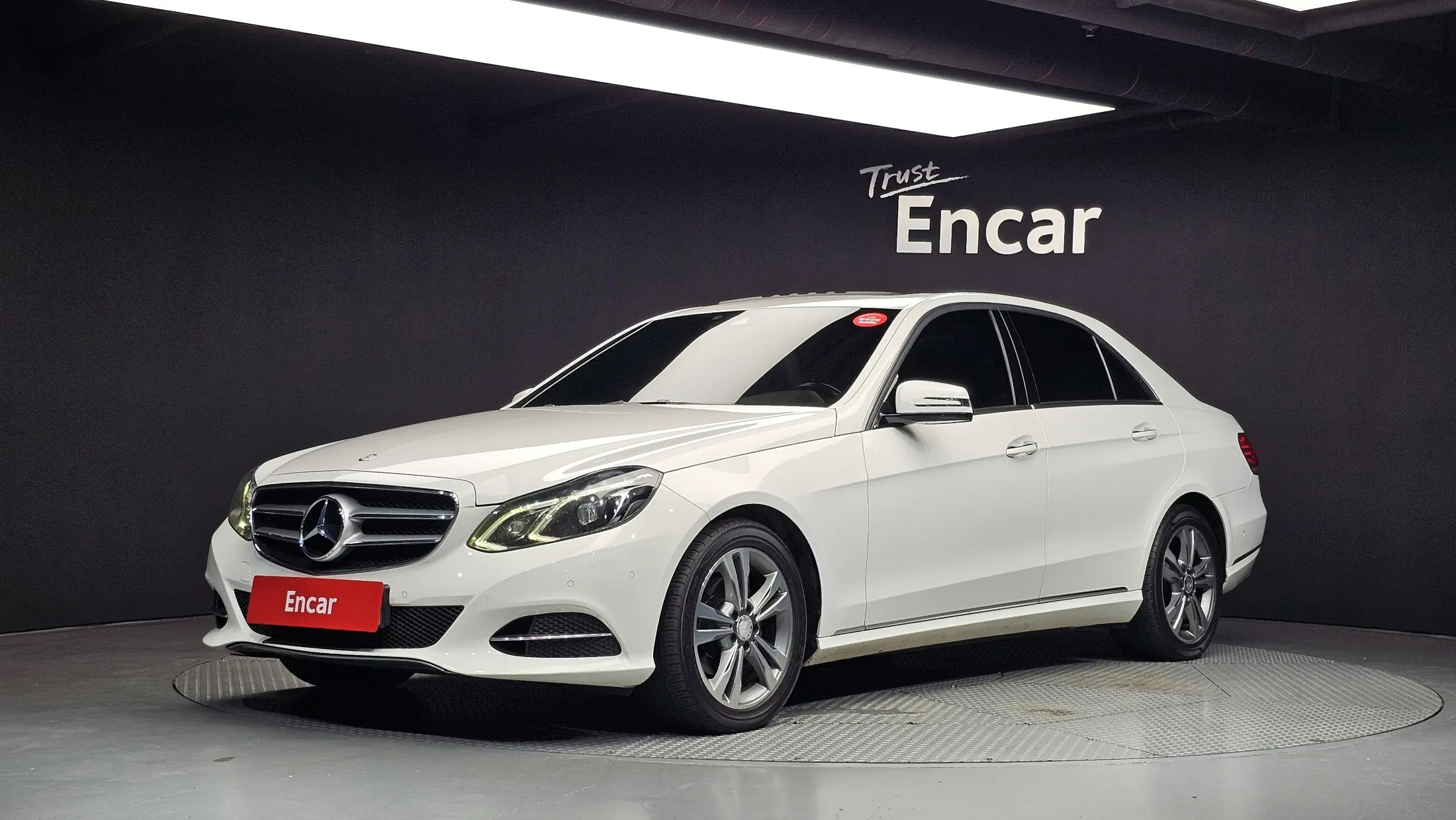Mercedes-Benz E-Class 2014
