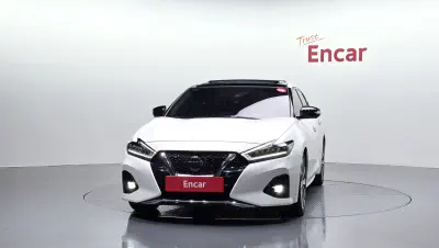 Nissan MAXIMA