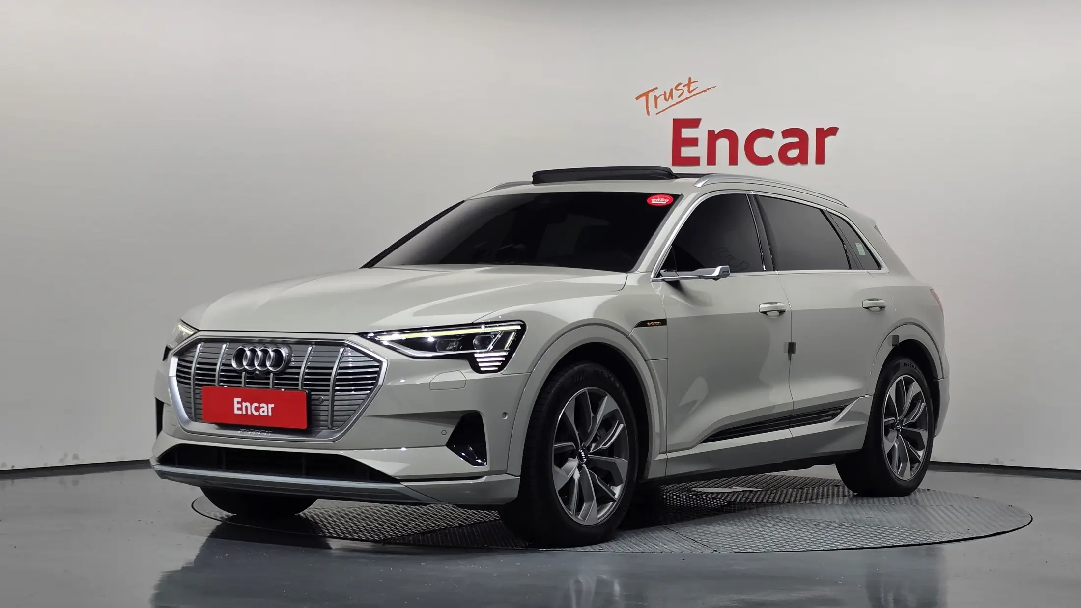 Audi e-tron 2020