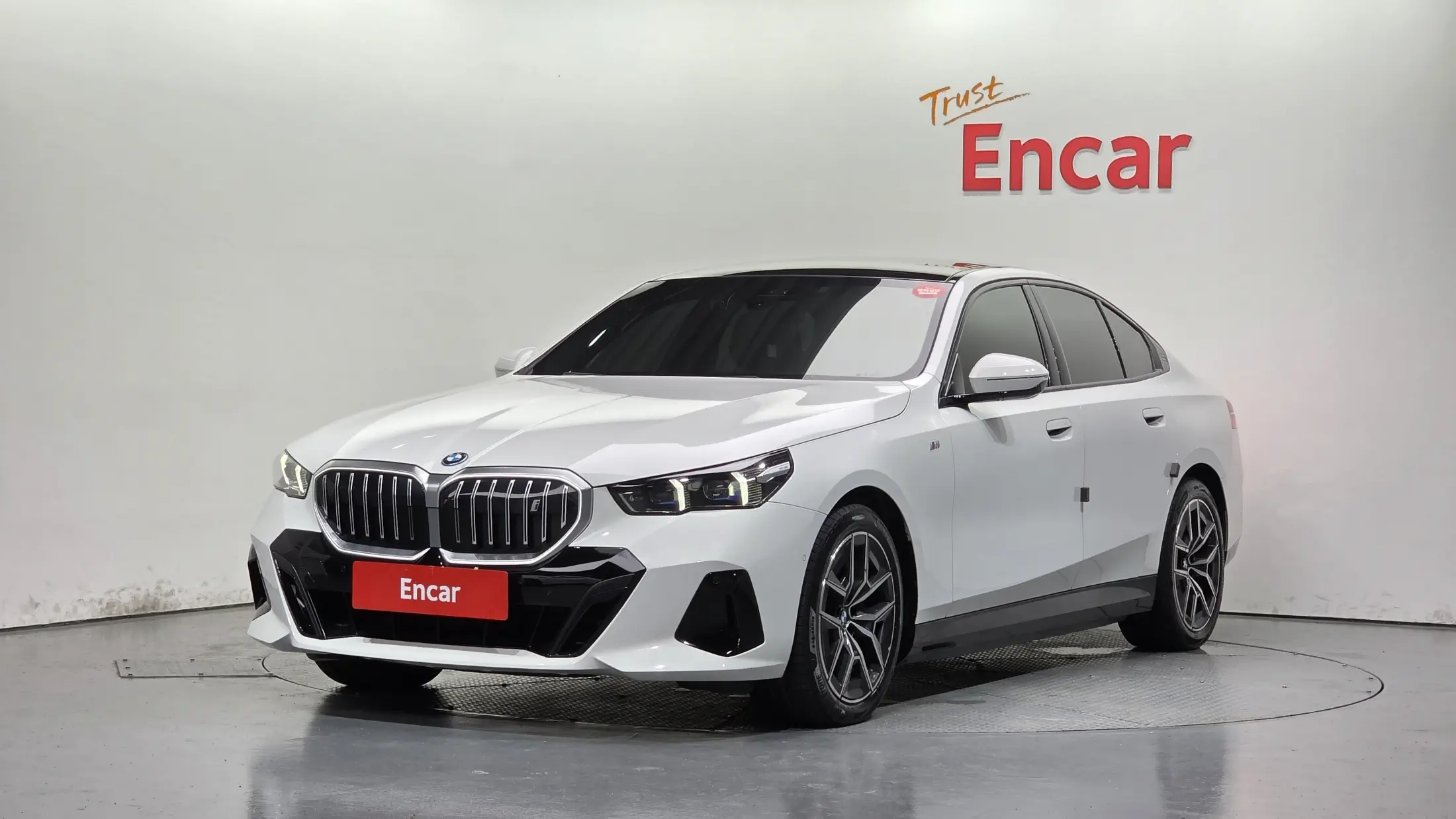 BMW i5 2025