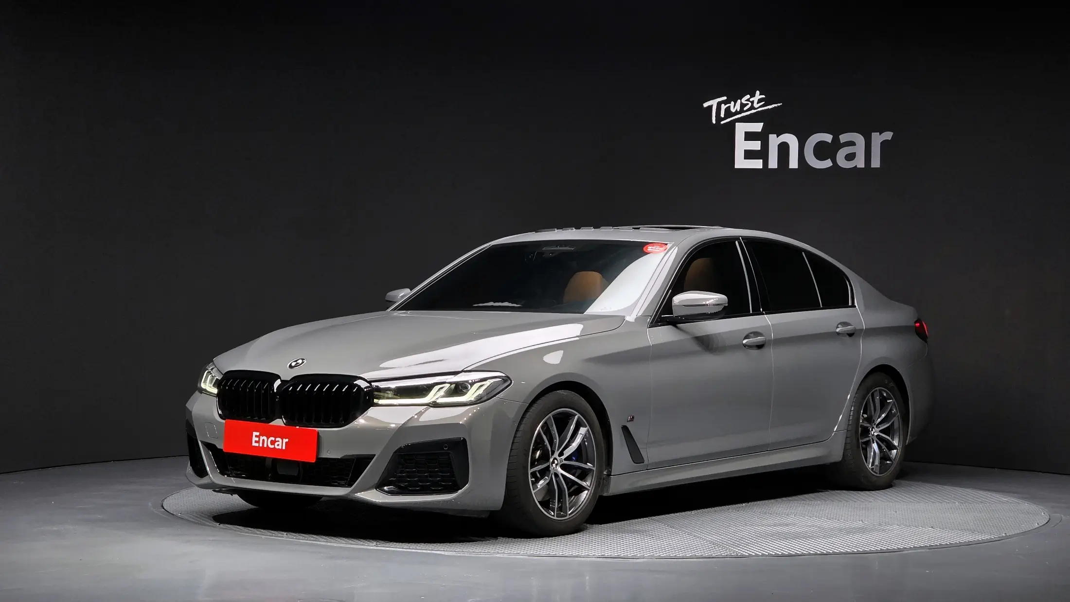 BMW 5-Series 2022