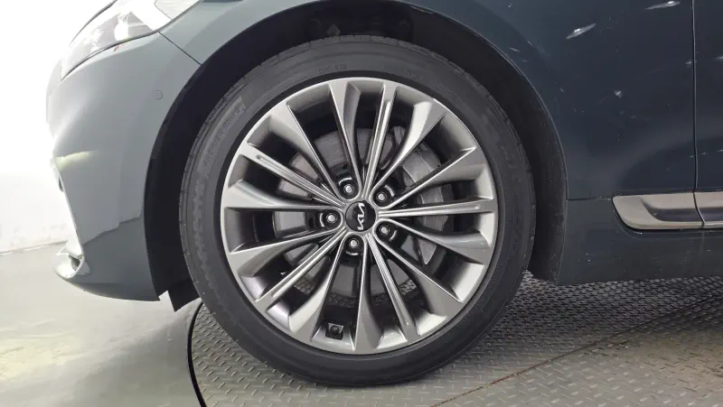Kia K9