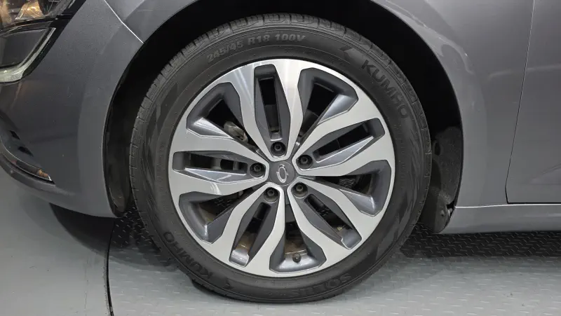 Renault Samsung SM6