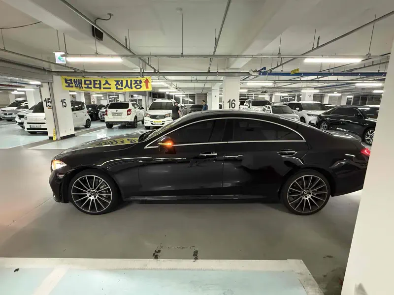 Mercedes-Benz CLS-Class