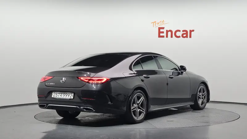 Mercedes-Benz CLS-Class