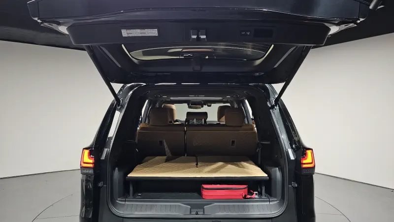 Lexus LX570