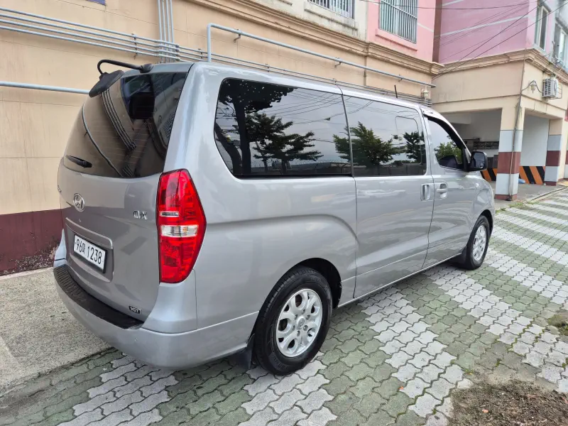 Hyundai Grand Starex