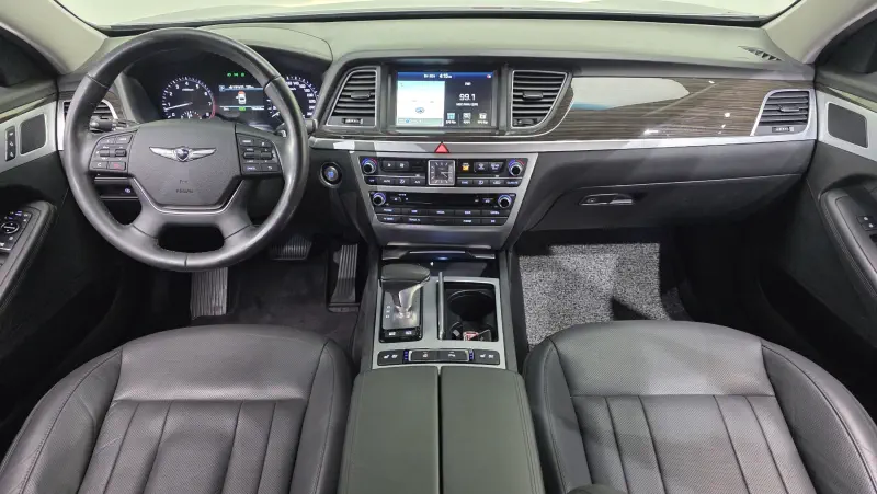 Genesis G80