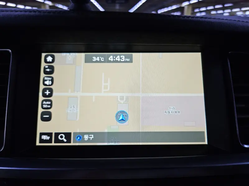 Hyundai Aslan