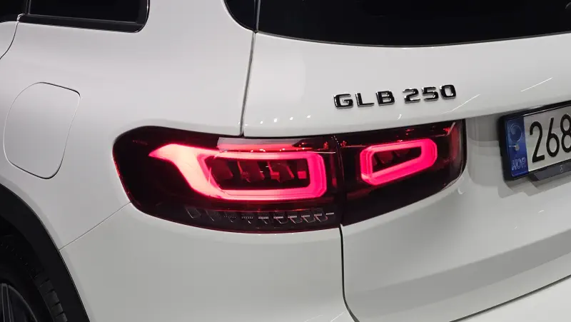 Mercedes-Benz GLB-Class