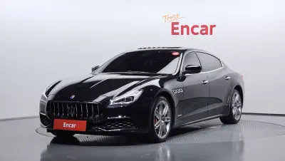 Maserati Quattroporte