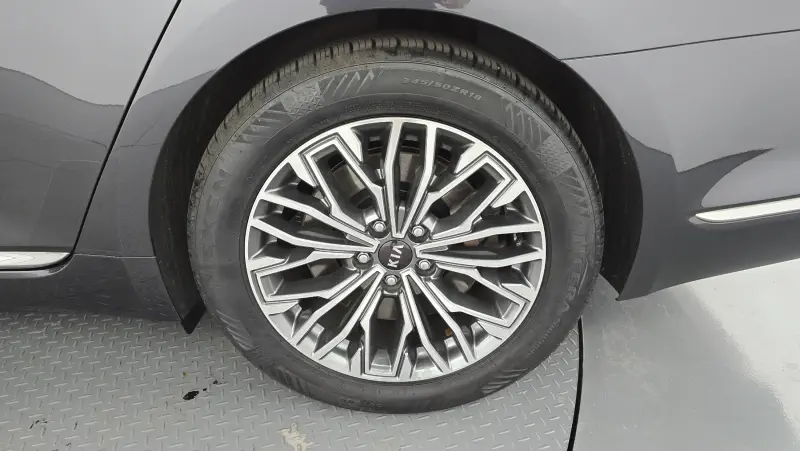 Kia K9