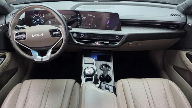 Kia K8