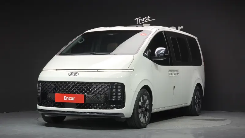 Hyundai Staria