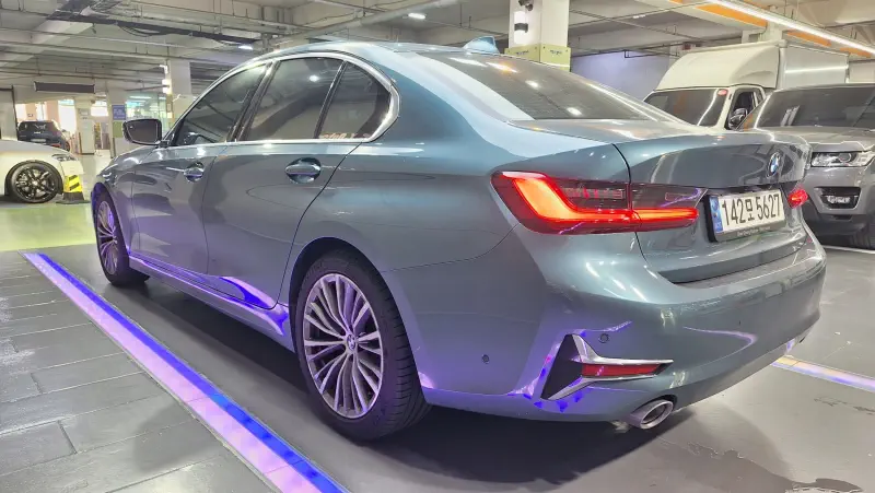 BMW 3-Series