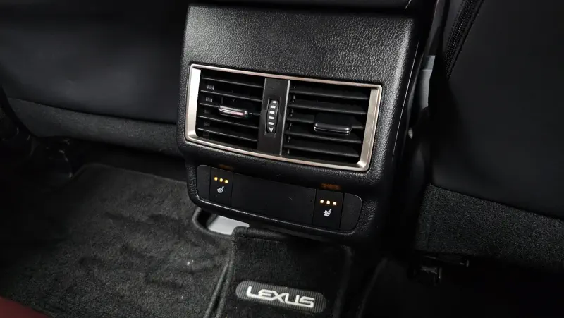 Lexus NX300h