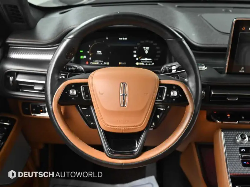 Lincoln Aviator