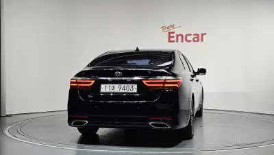 Kia K9
