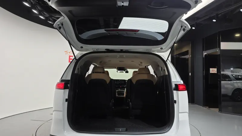 Купить Kia Carnival Seoul из Кореи