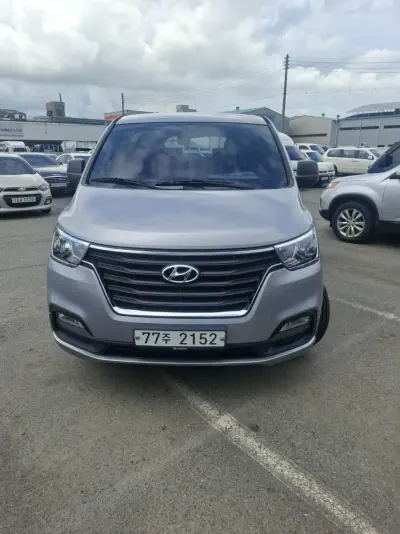 Hyundai Grand Starex