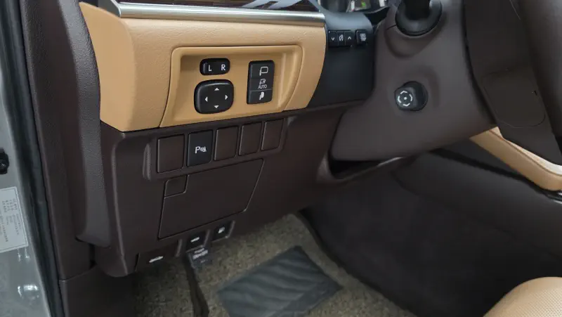 Lexus ES300h