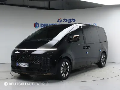Hyundai Staria